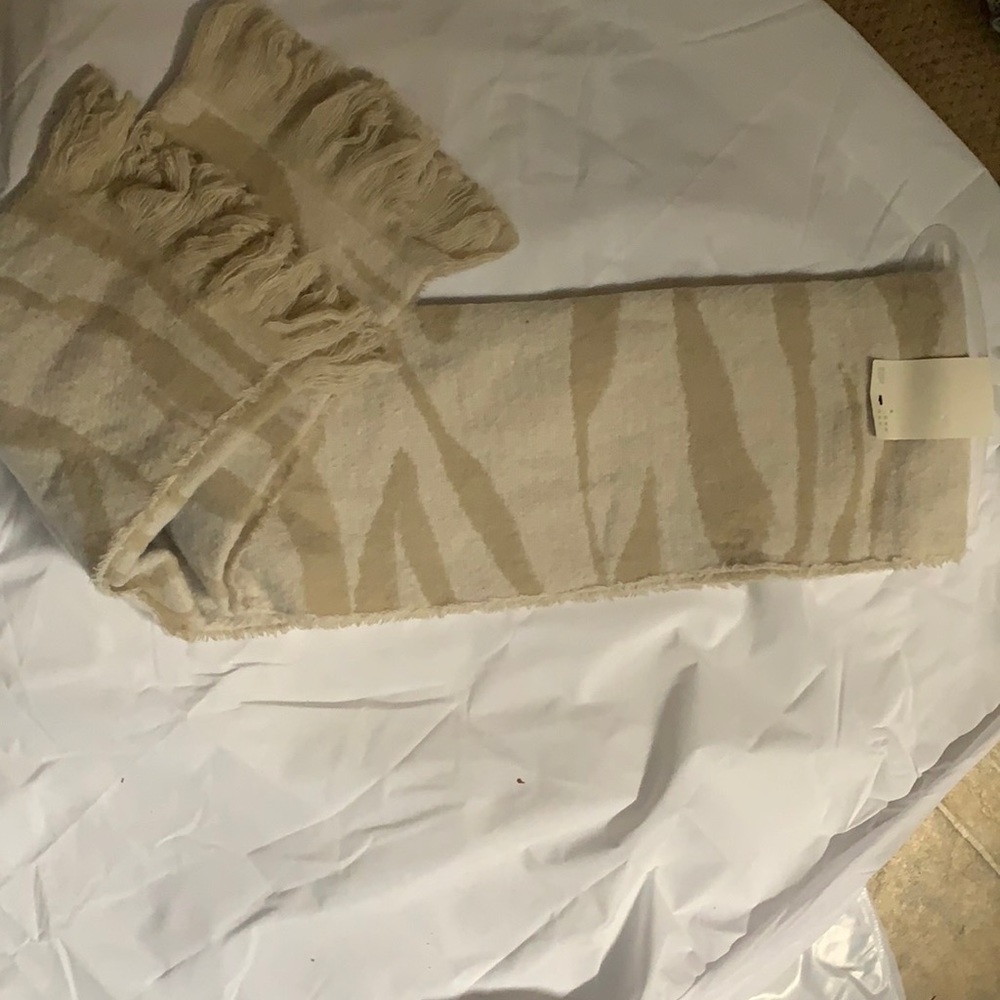 A New Day brushed blanket scarf, tan & white, new
